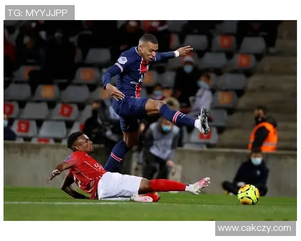 从巴黎足球球星餐厅出发探索法式美食与足球激情之旅